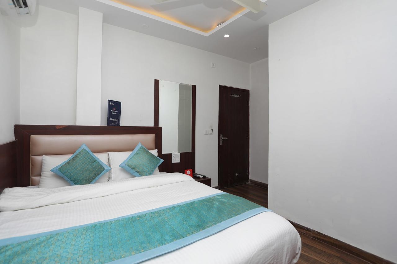 Hotel Corner Point New Delhi Ngoại thất bức ảnh