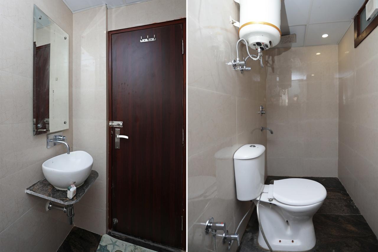Hotel Corner Point New Delhi Ngoại thất bức ảnh